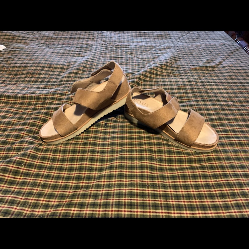 Soul -Tan Suede Sandals. Size 10